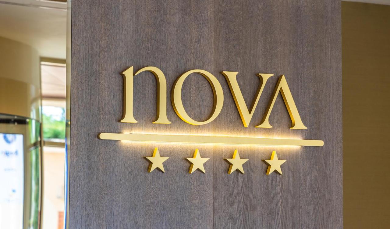 טרגובישטה Hotel Nova Luxury מראה חיצוני תמונה